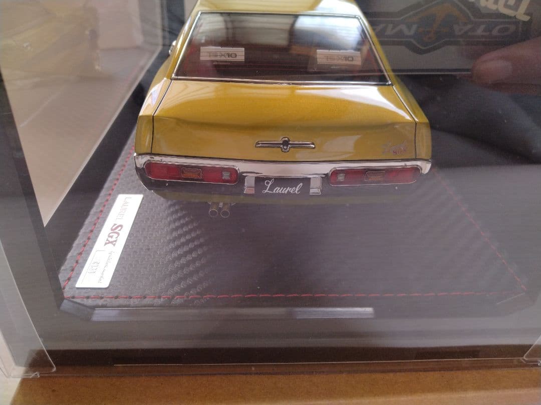 イグニッションモデル 1/18 日産 ローレル 2000SGX　IG3464