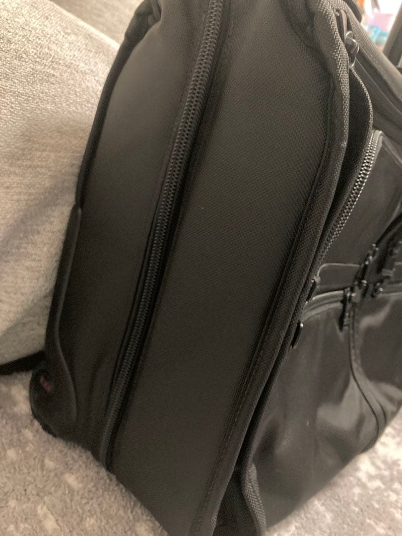 【使用2回】TUMI トゥミ 22033DH キャリー2輪