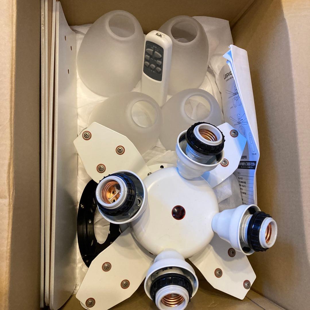 LOWYA シーリングファンライト 4灯 ホワイト/ナチュラル