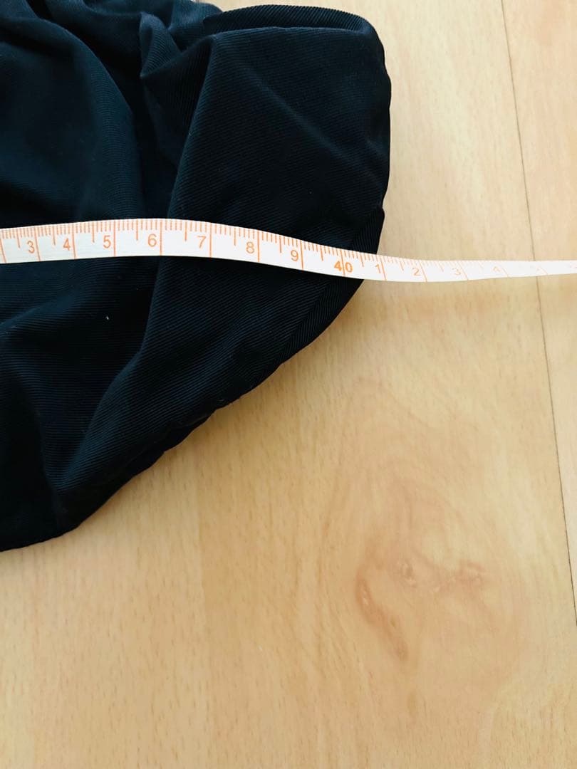 【冠婚葬祭・日常使いにも】miu miu ブラックショルダーバッグ