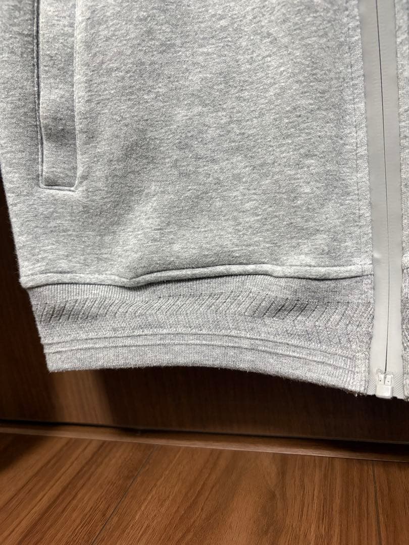 RTEG アダムスジャグラー グレー ジップパーカー Sサイズ 蛍光イエロー