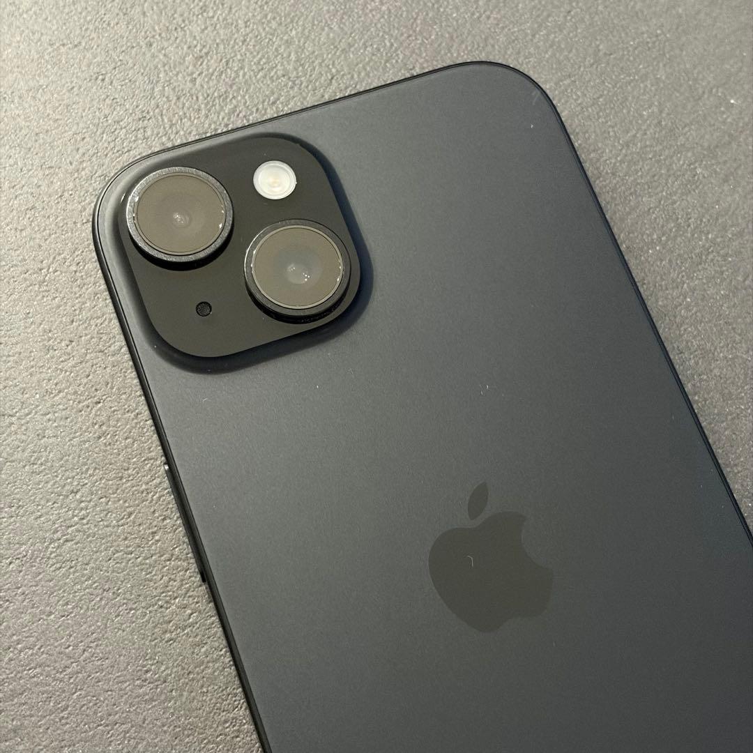 ★美品★ Apple iPhone 15 ブラック 256GB 本体 箱付き