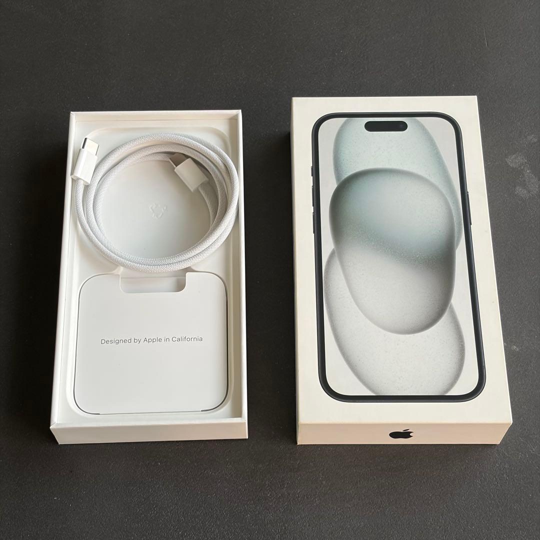 ★美品★ Apple iPhone 15 ブラック 256GB 本体 箱付き