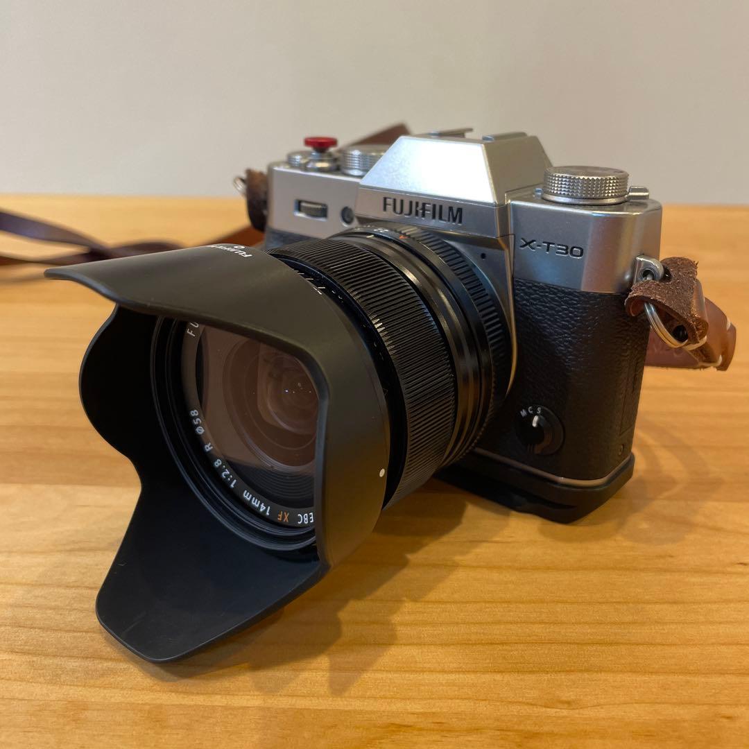 FUJIFILM 14mm F2.8 単焦点レンズ レンズフィルター付き