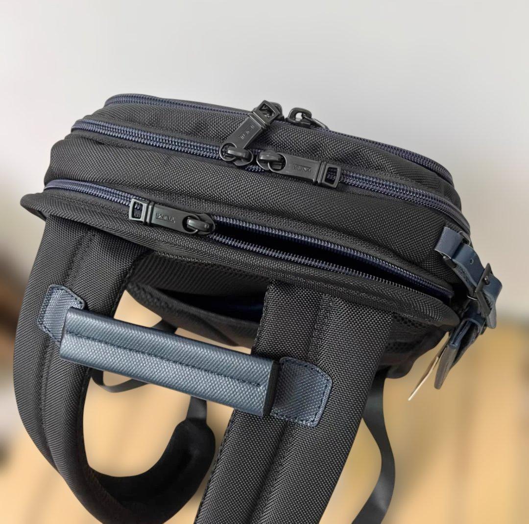 TUMI スリムバックパック ブルーライン
