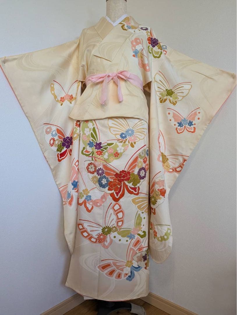 ラ・ソールの端折りが素敵な二部式着物　振り袖二部式