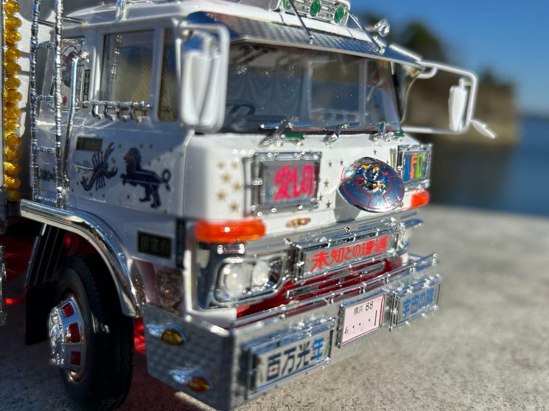 a*0様 トラック野郎一番星突撃一番星デコトラプラモデル