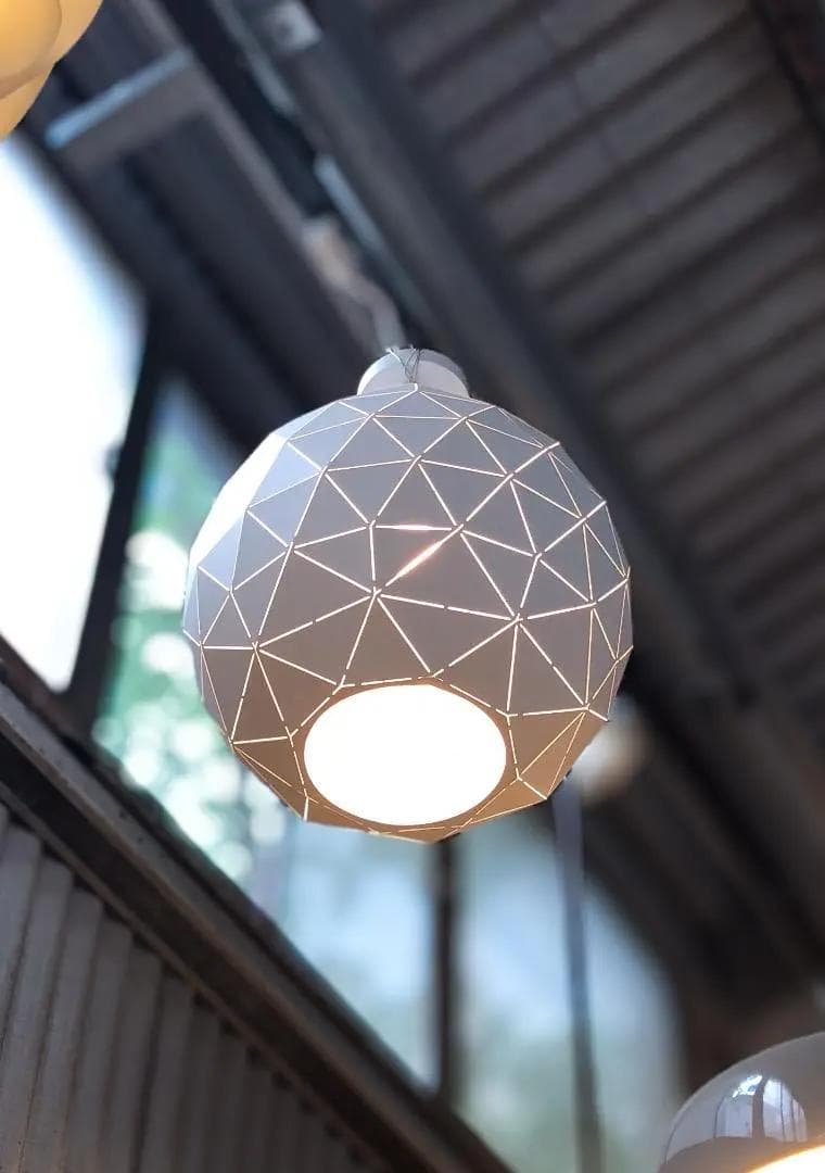 【廃番】KARE / カレ｜ペンダントライト｜トライアングルホワイト 40cm