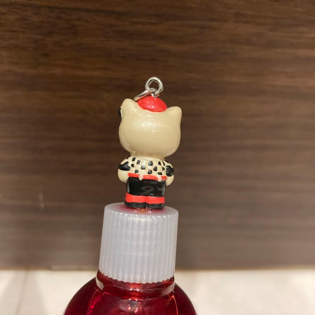 レトロ《2002年 ハローキティ ネイルカラー》当時物コスメ☆マニキュア レッド