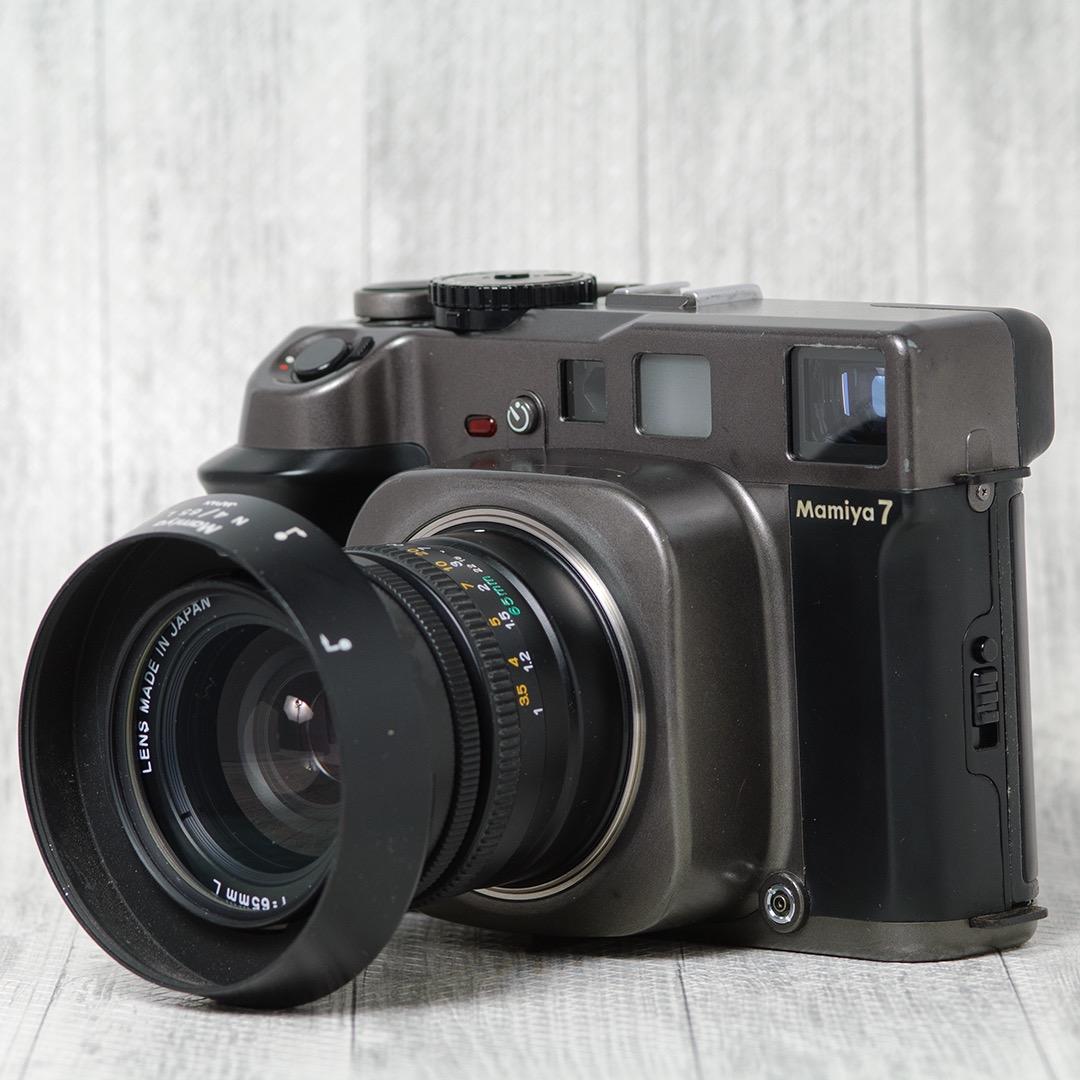 【中古】Mamiya7 ボディ N65mm F4L レンズ付