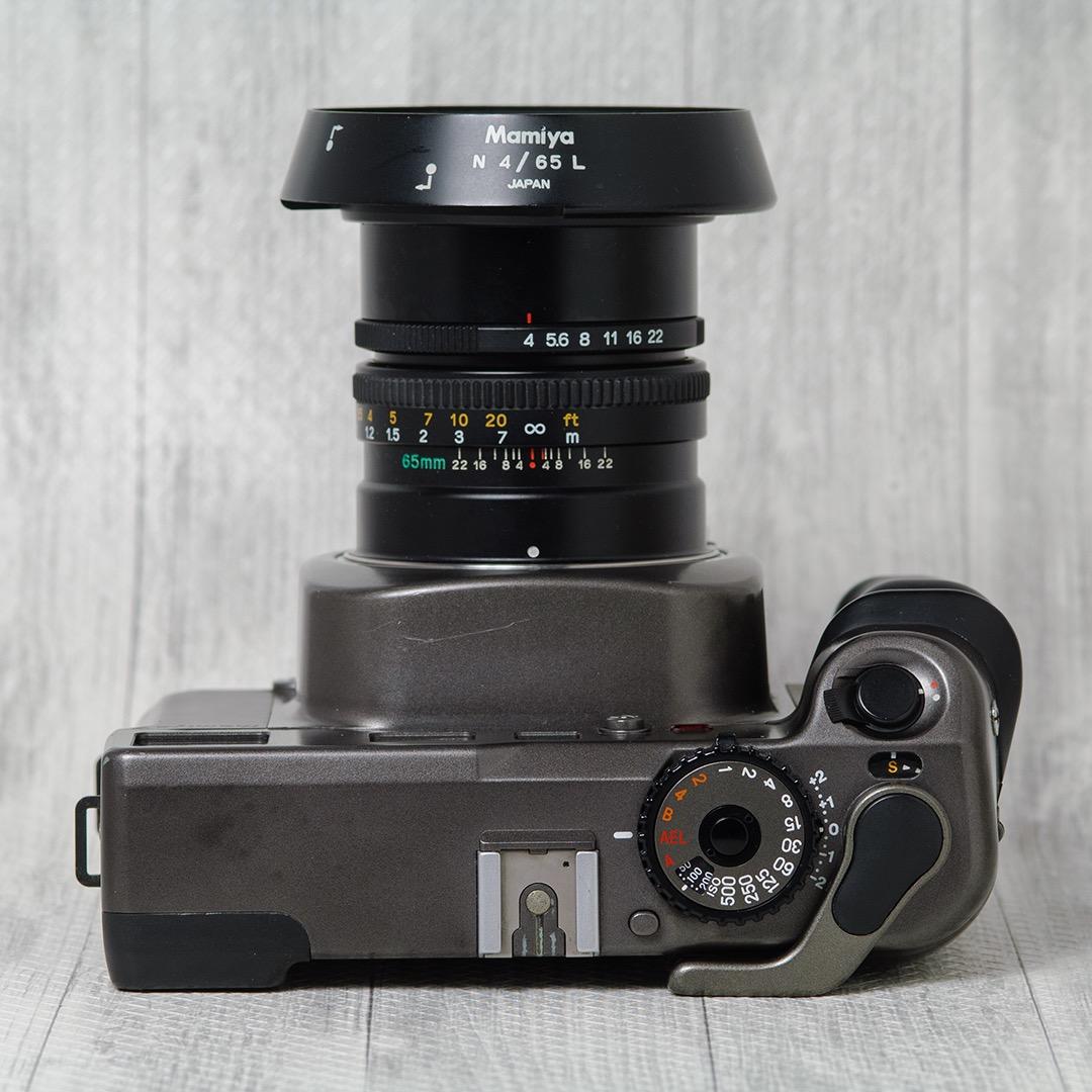 【中古】Mamiya7 ボディ N65mm F4L レンズ付