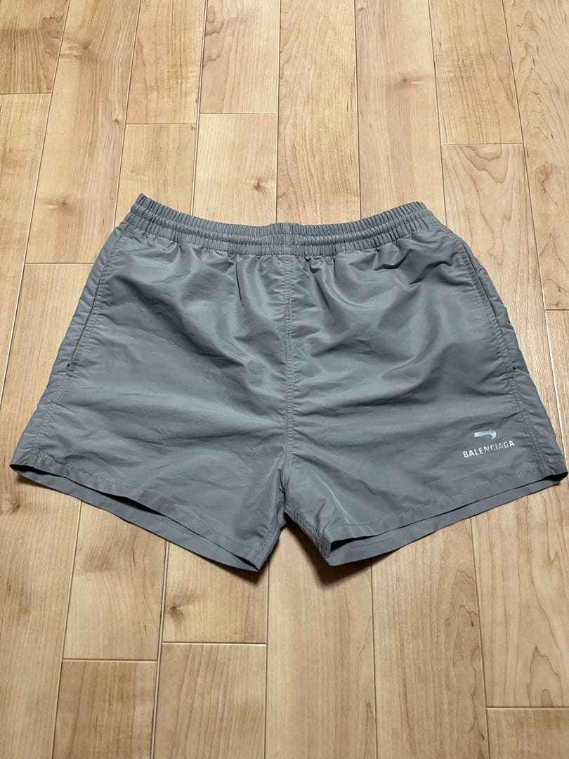 BALENCIAGA バレンシアガ ハーフパンツ　水着 SWIM WEAR