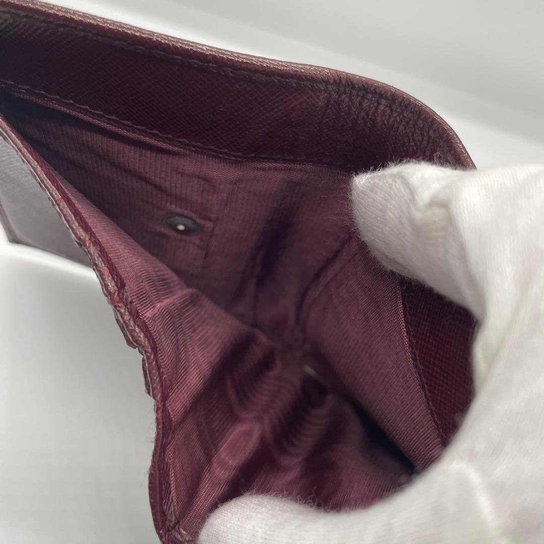 【美品】 PRADA プラダ サフィアーノレザー 折り財布 カード 箱付き w5