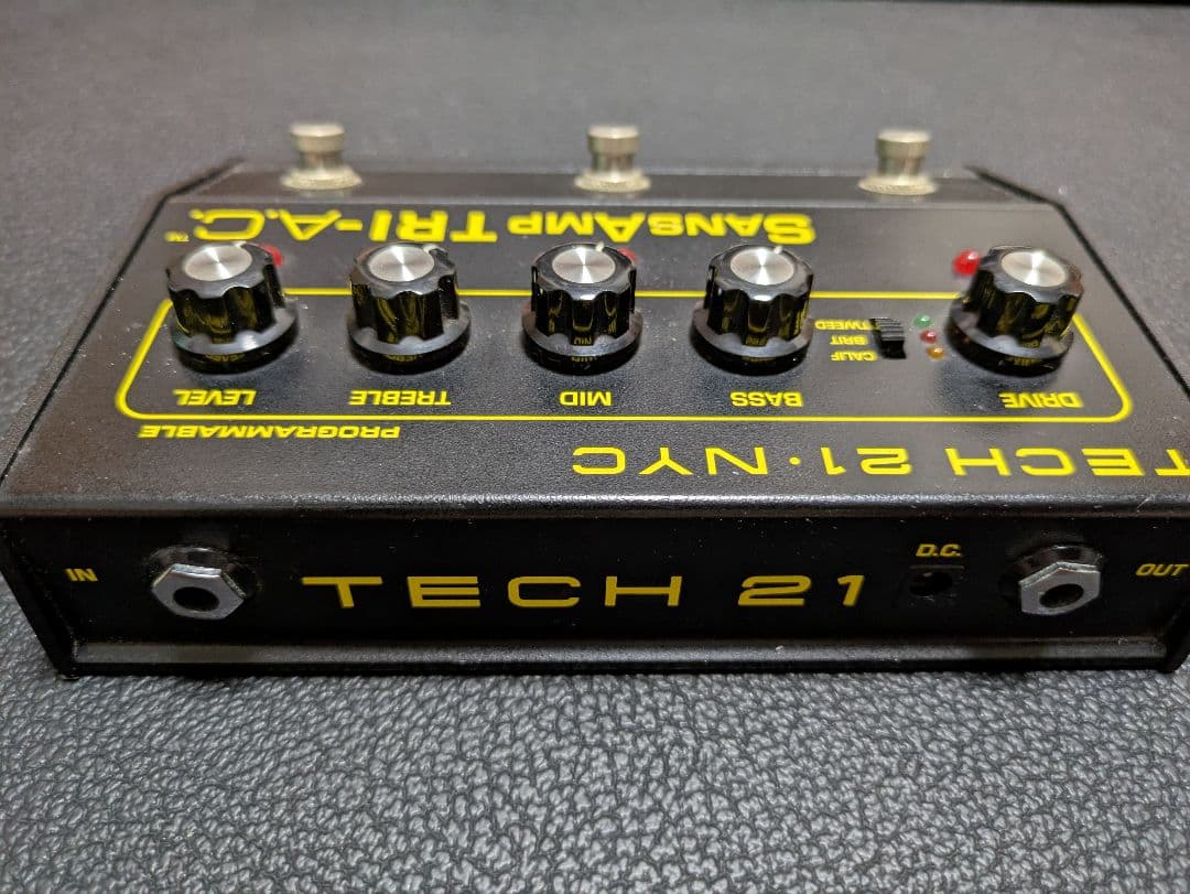 Tech21 SansAmp Tri-A.C プリアンプ