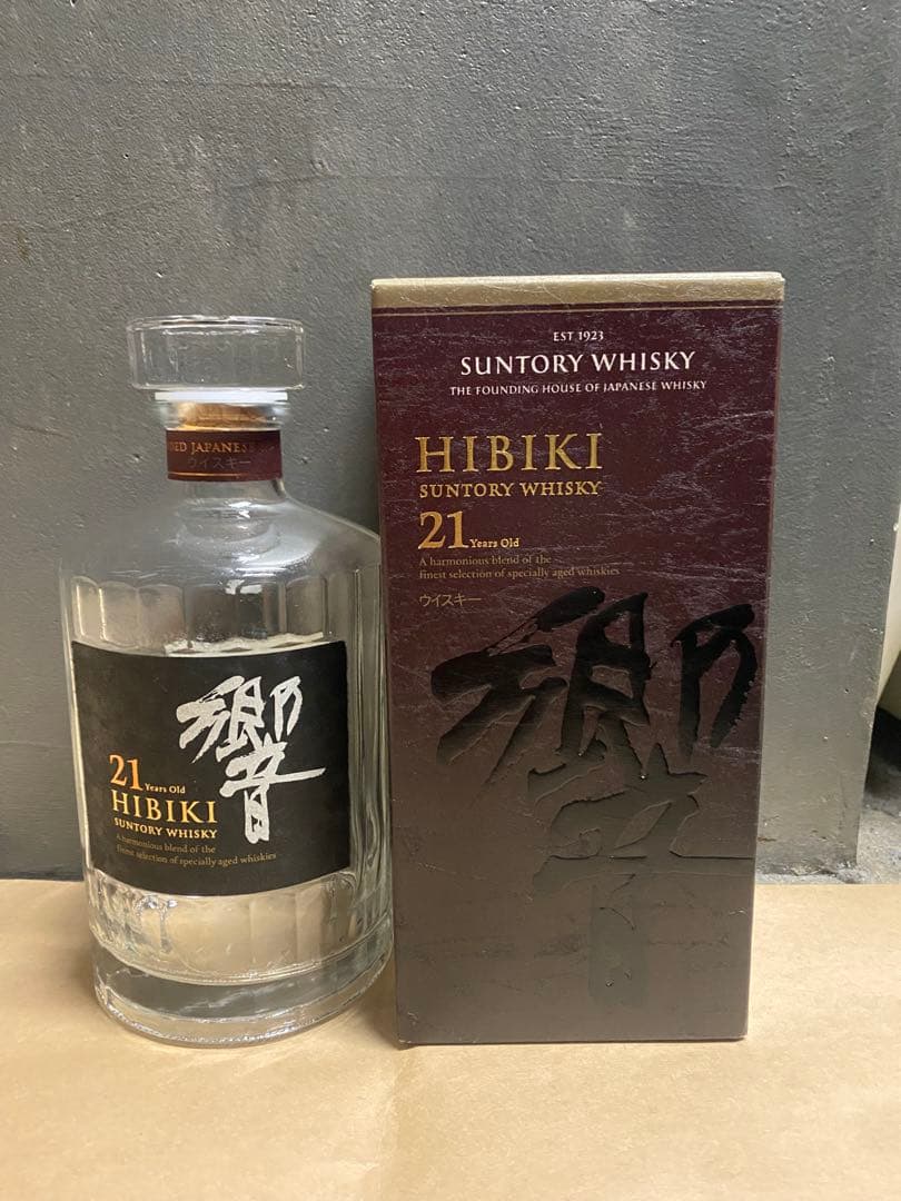 響　Hibiki 21年 ウイスキー　空き瓶　空箱付