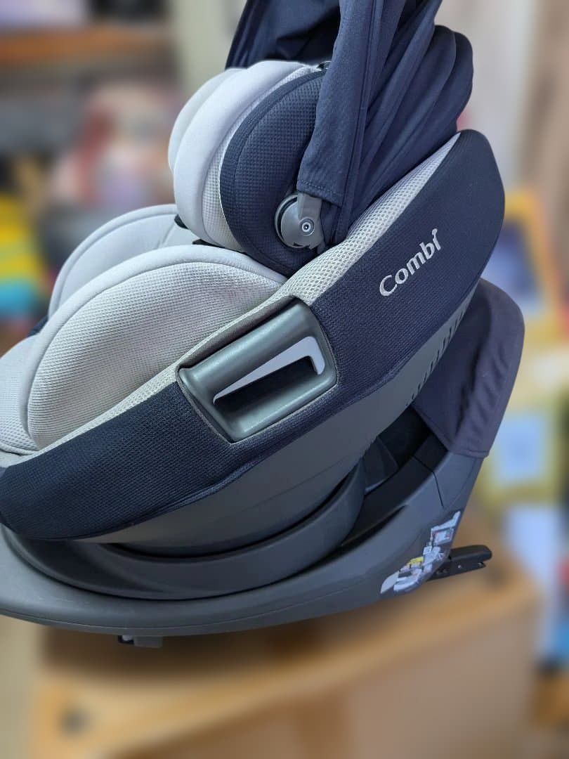 一部シミ有り　Combi THE S Air ISOFIX エッグショック