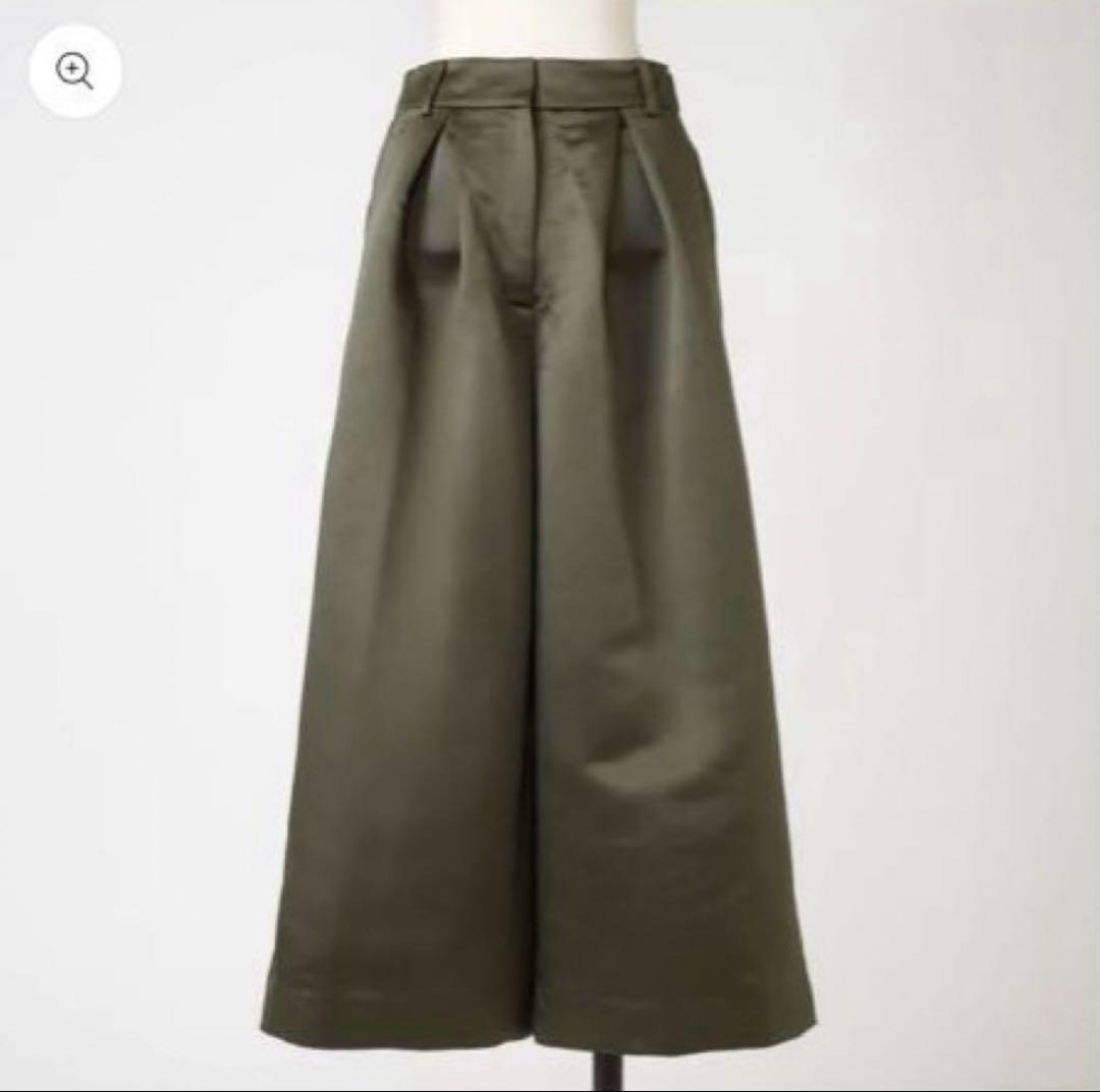 coco　heve サテンフレアガウチョパンツ カーキ