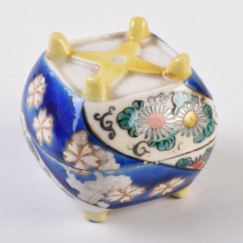 茶道具　色絵　花草文　香合　時代箱　C　8475