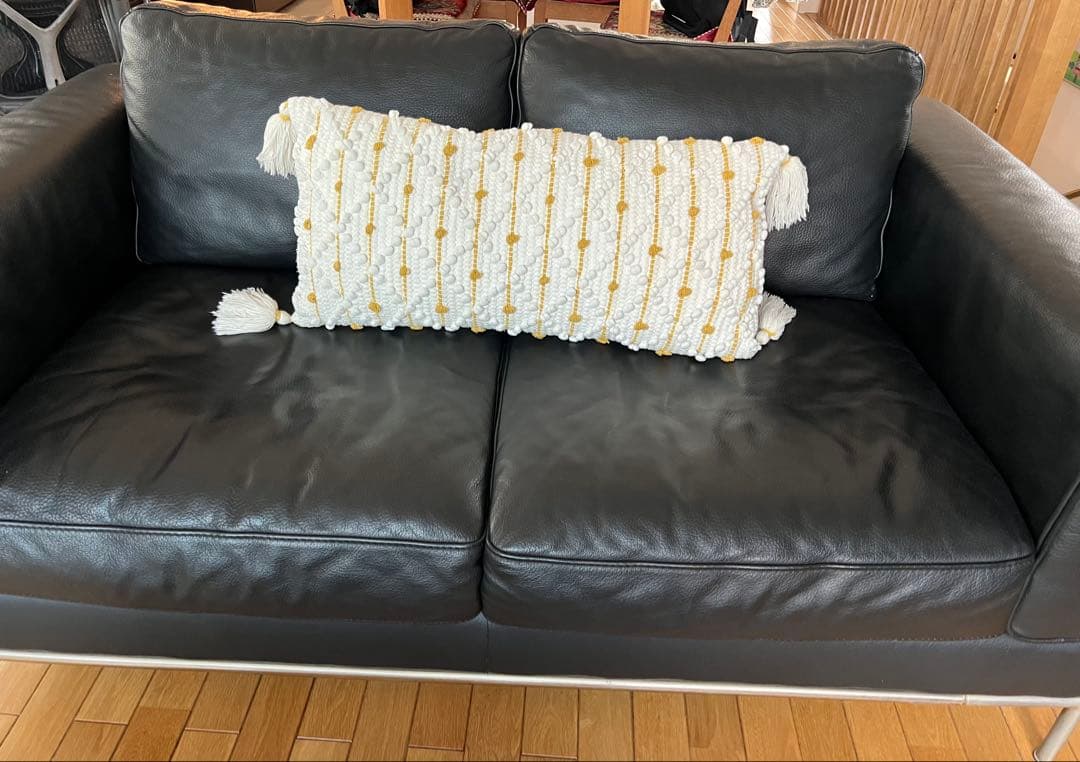 未使用に近い　レア　IKEA全面高級黒レザーソファ ３人掛 送料込