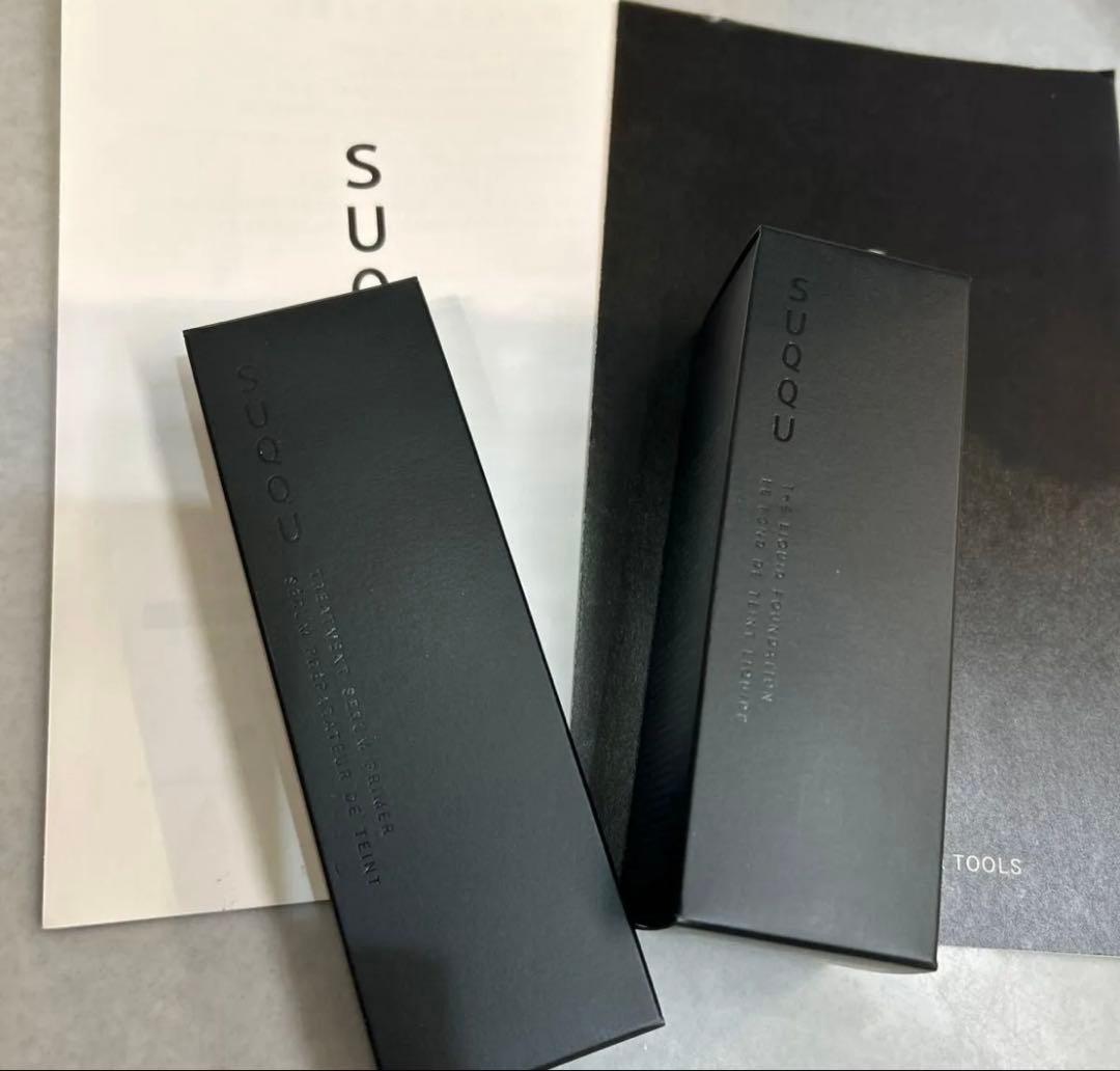 SUQQUのザ リクイド ファンデーションとトリートメント セラム プライマー