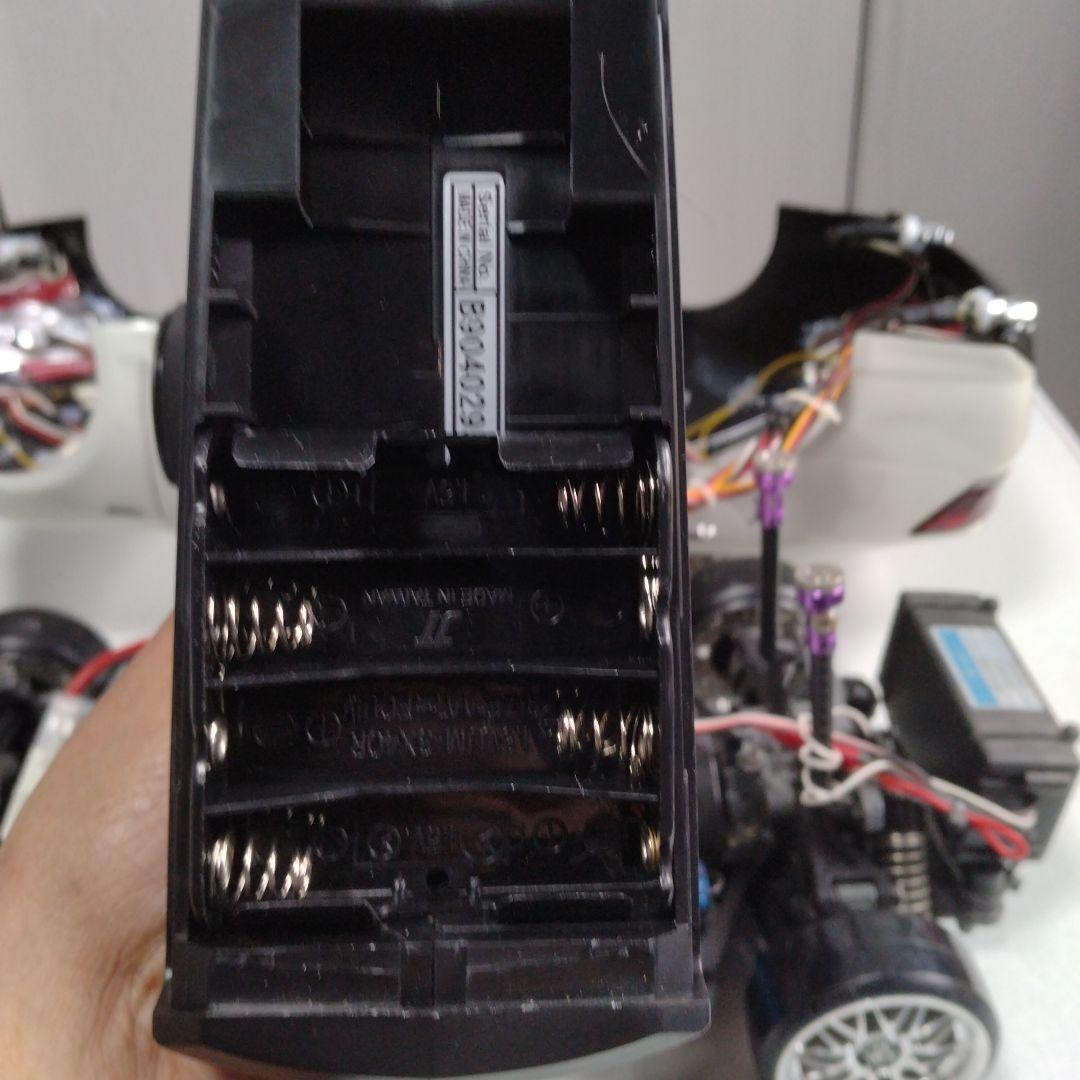 ラジコン覆面パトカークラウンアスリートホワイト