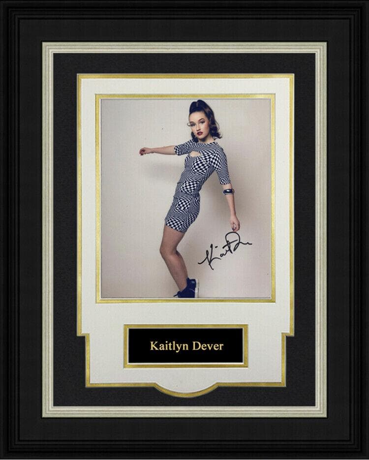 直筆サイン入り写真 ケイトリン・ディーヴァー 俳優/フレーム別/SA鑑定済