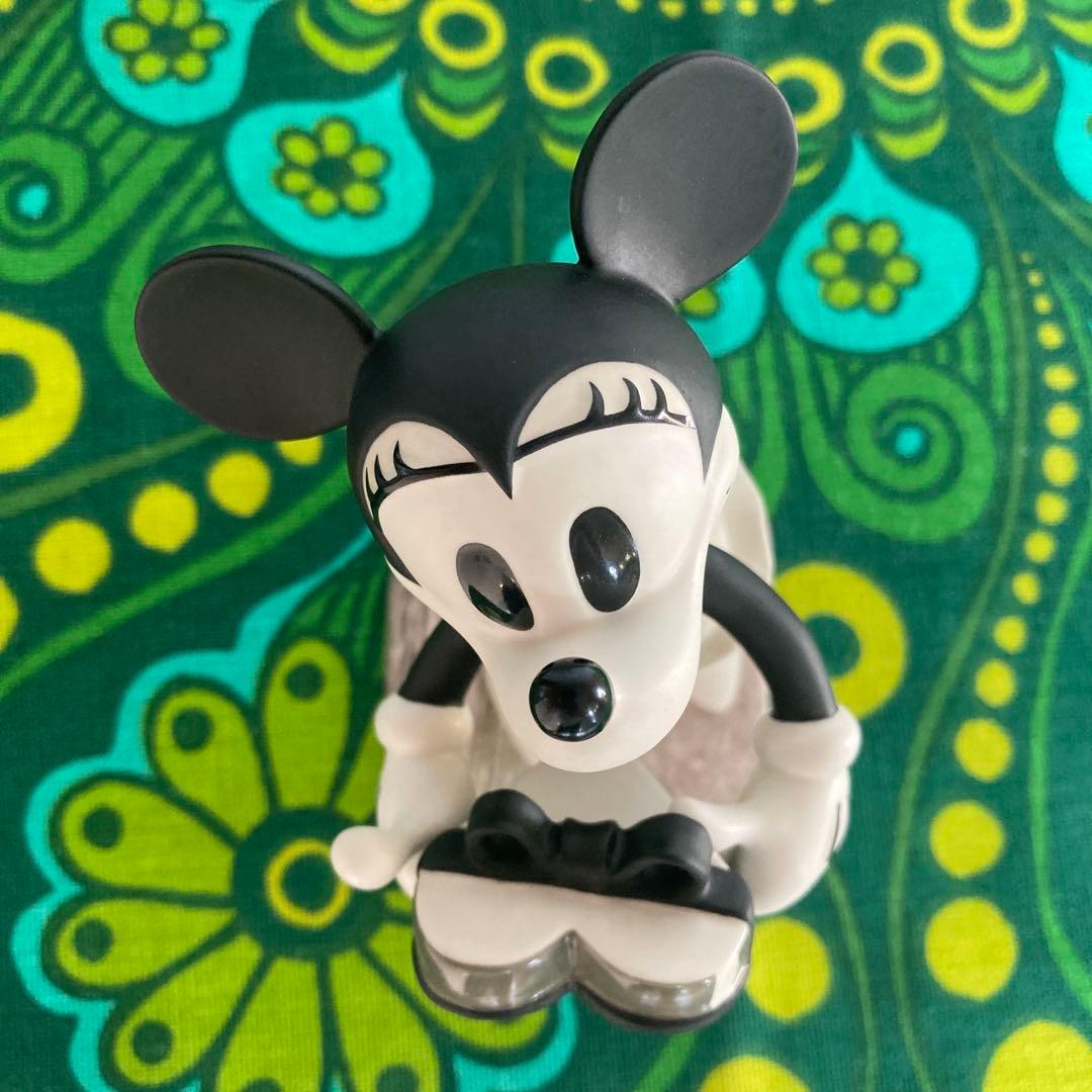 ☆WDCC☆ウォルト・ディズニー☆クラシックシリーズ☆パピーラブ☆ミニーマウス