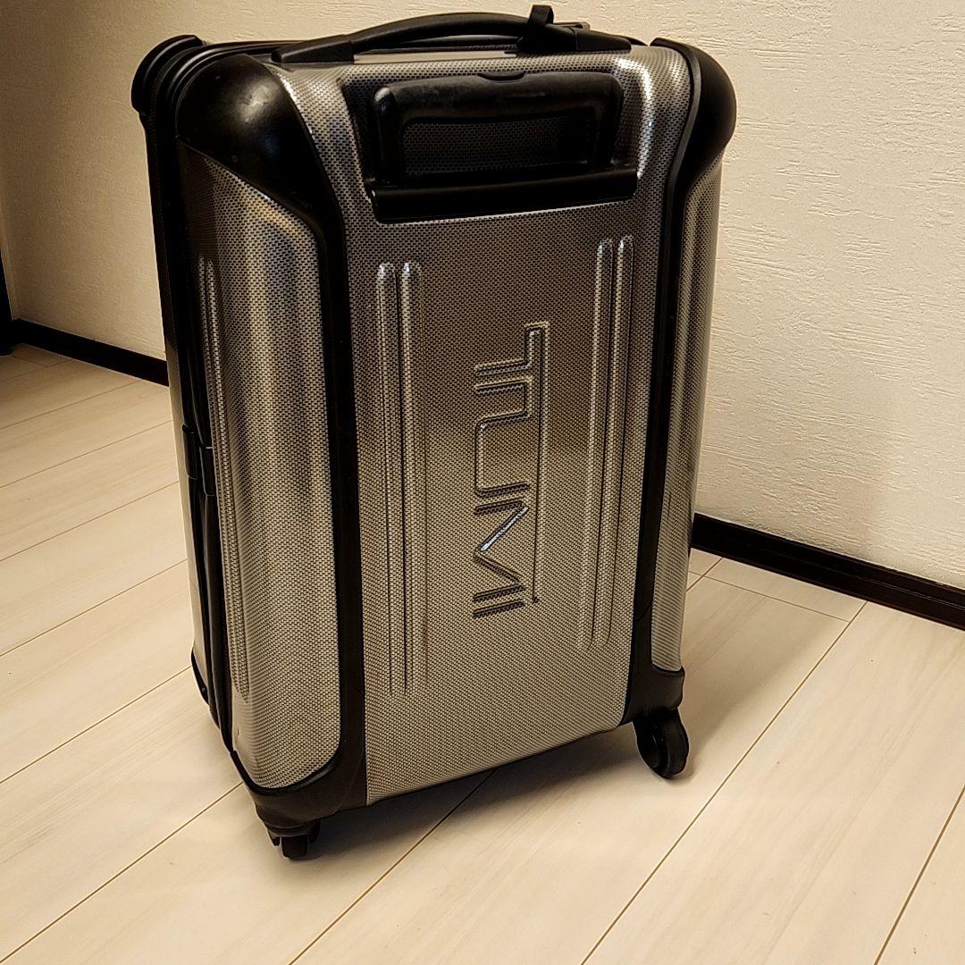 TUMI カーボン柄　4輪スーツケース キャリーケース　VAPOR
