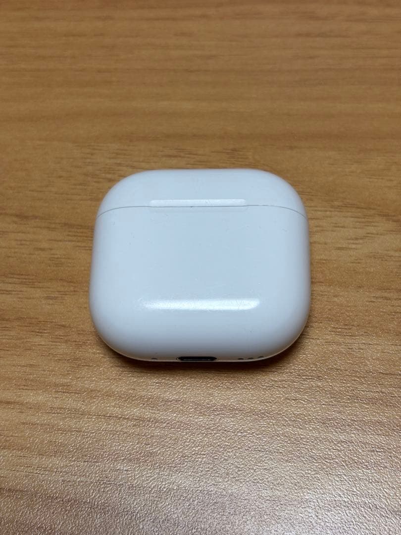 AirPods4 アクティブノイズキャンセリング搭載