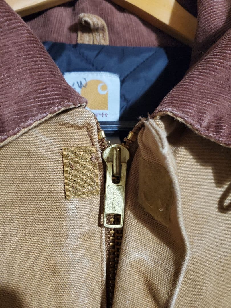 Carhartt トラディショナルジャケット フード付き