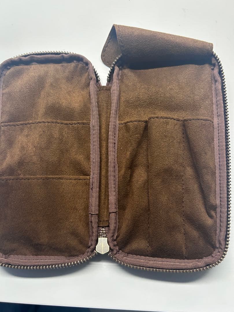 アンドリーベ　&Liebe ラウンドジップペンケース