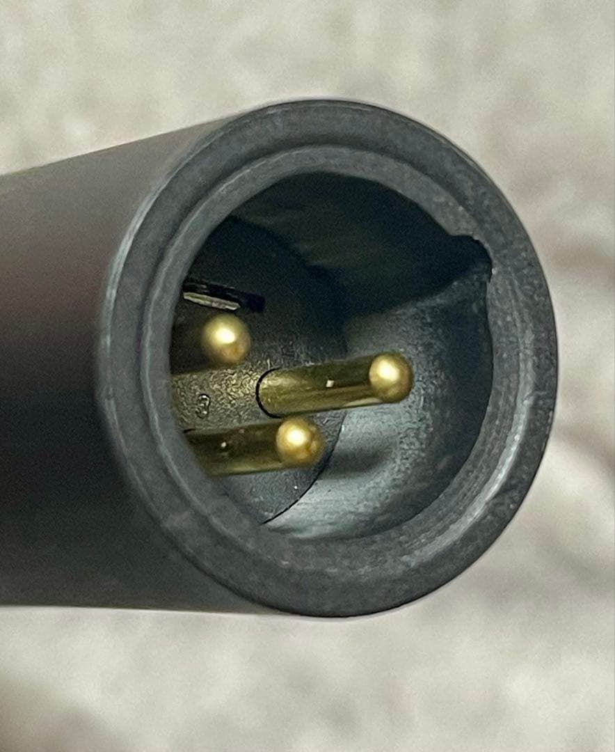 ②SHURE SM58 ダイナミックマイク 2本セット