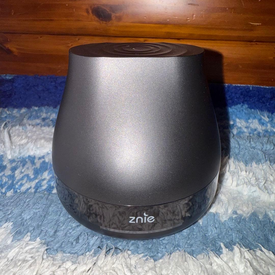 Znie Lite 快眠グッズ 脳波同調 スリープテック 低周波 入眠