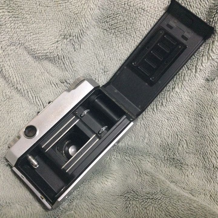 Aires 35-ⅡA　AIRES CAMERA　フィルムカメラ　専用ケース付き