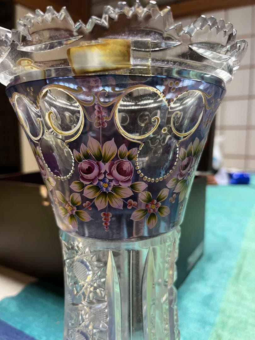 ボヘミアングラス　花瓶
