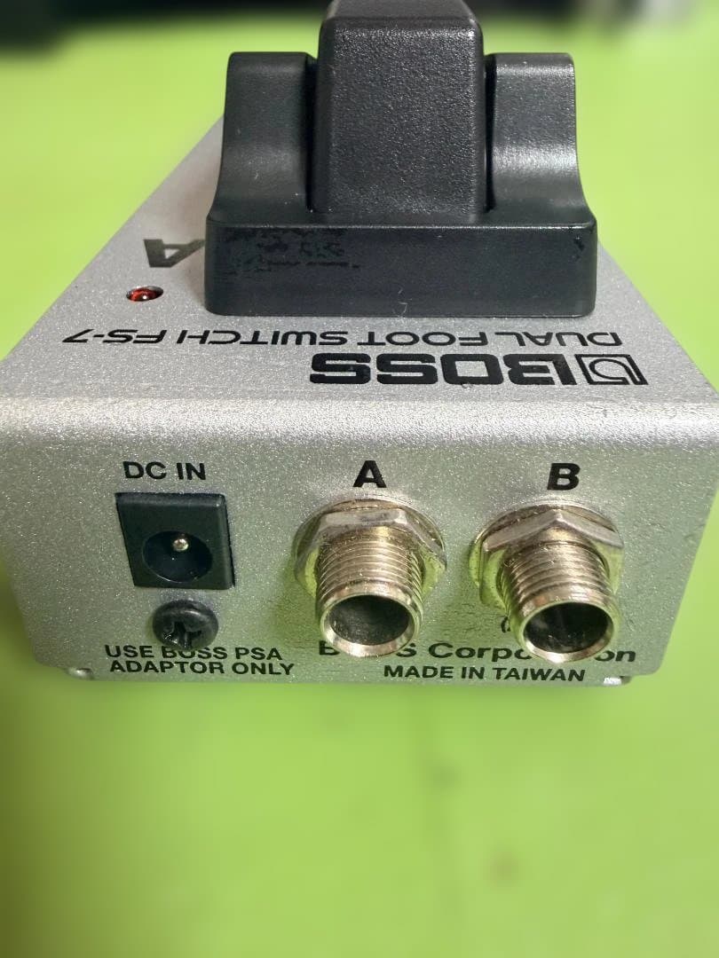 BOSS GT-1000CORE フットスイッチFS-7付き