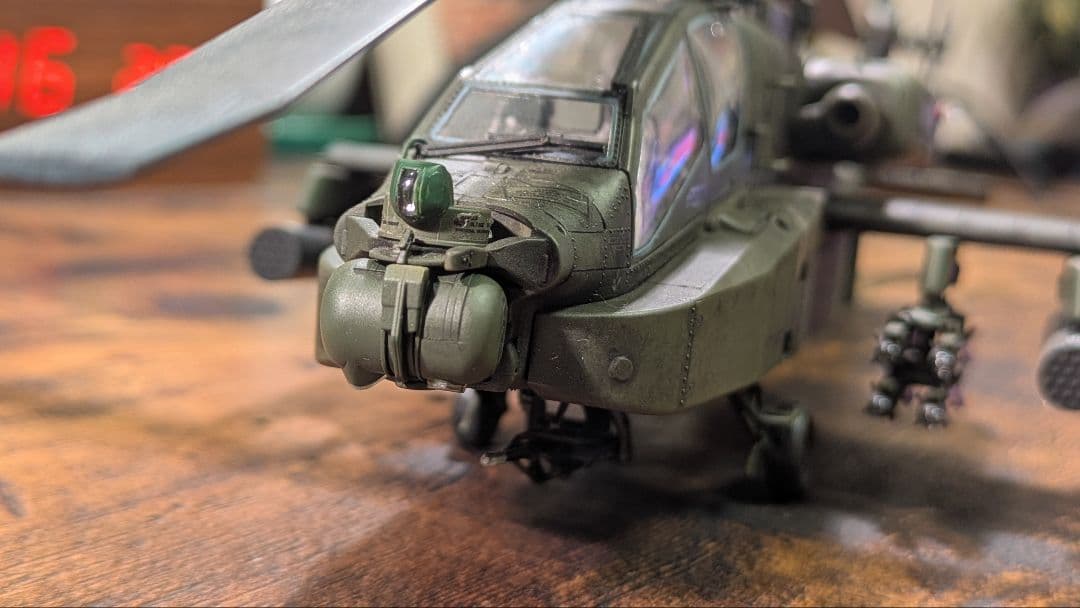 プラモデル完成機　1/48　AH-64Dアパッチ・ロングボウ