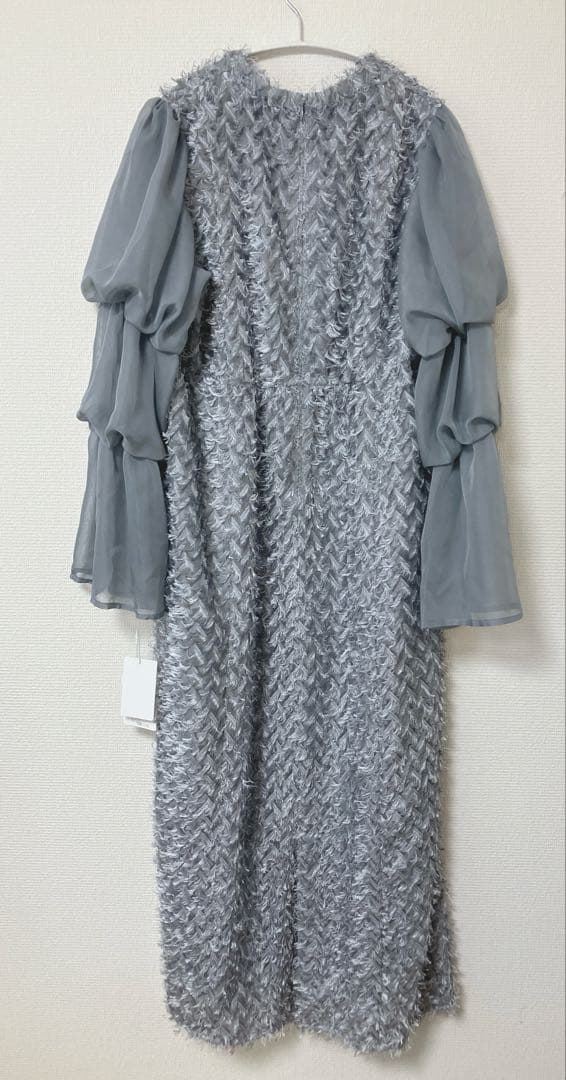 新品　美品　人気　ドリードール　デザインスリーブシャギードレス L グレー