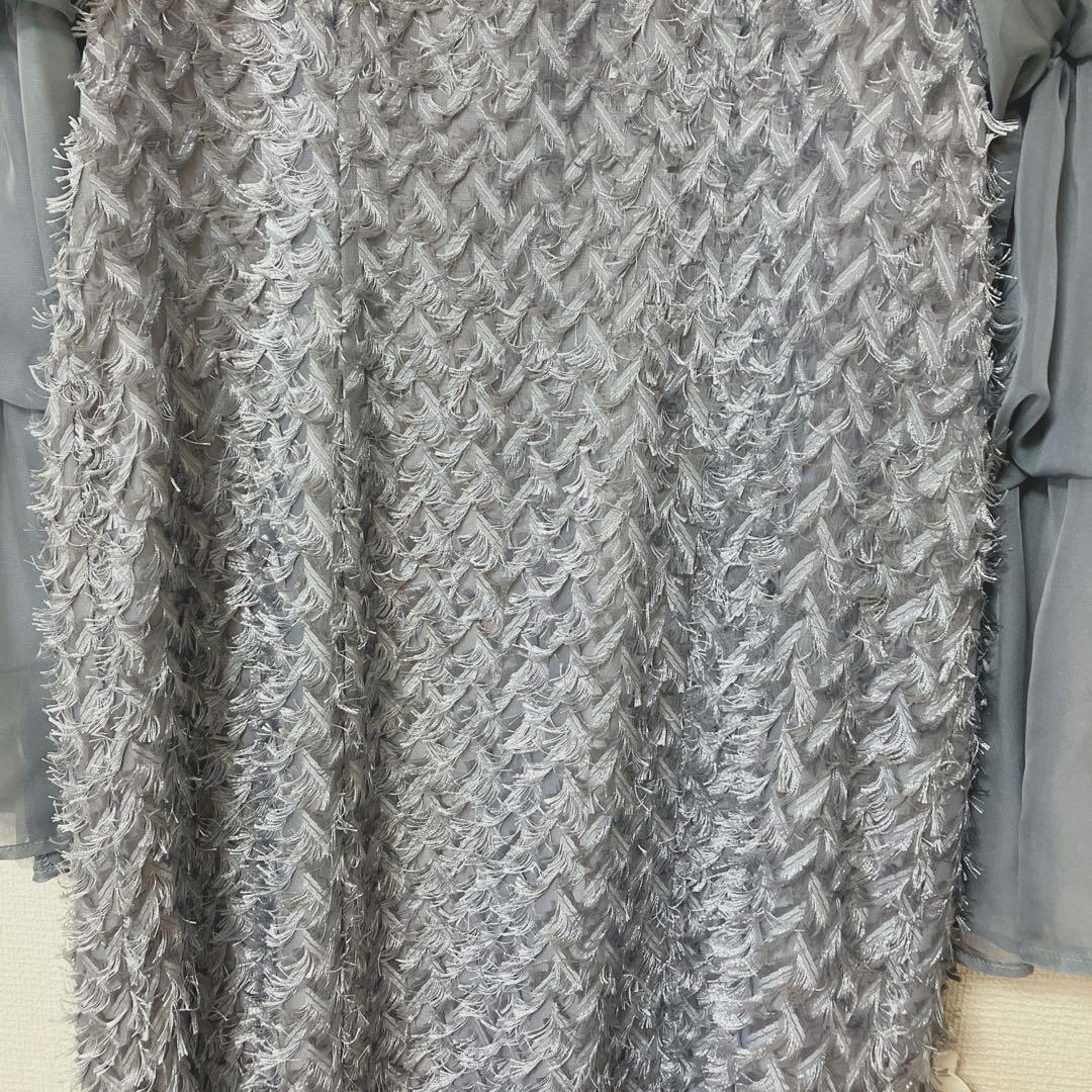 新品　美品　人気　ドリードール　デザインスリーブシャギードレス L グレー