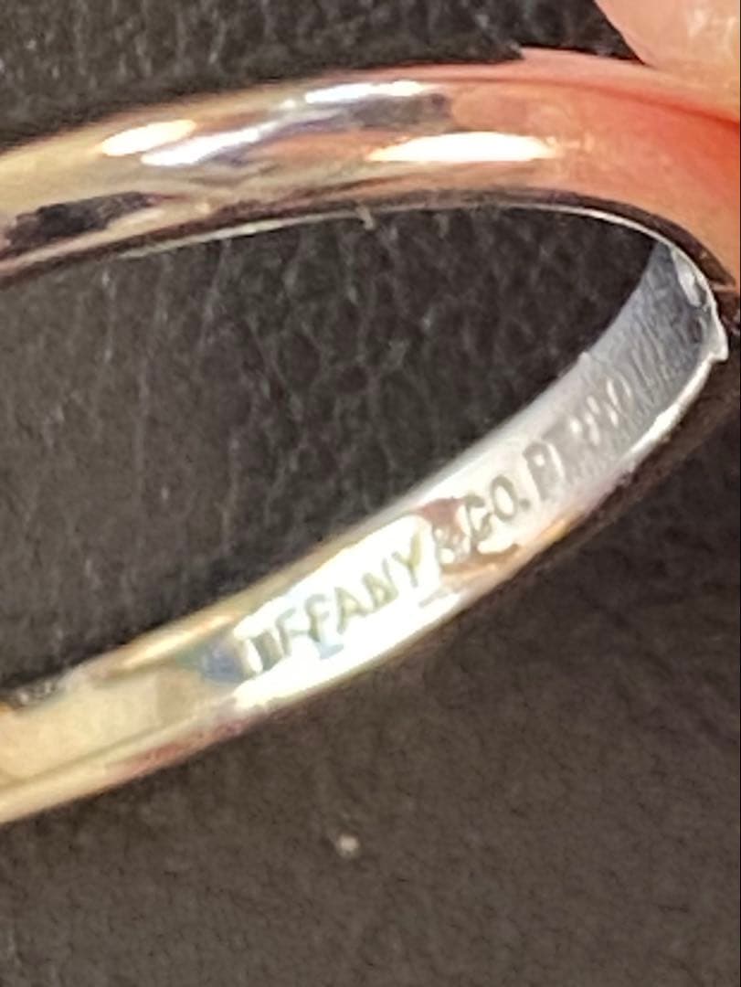 テァファニー　婚約指輪　２０号　0.258カラット