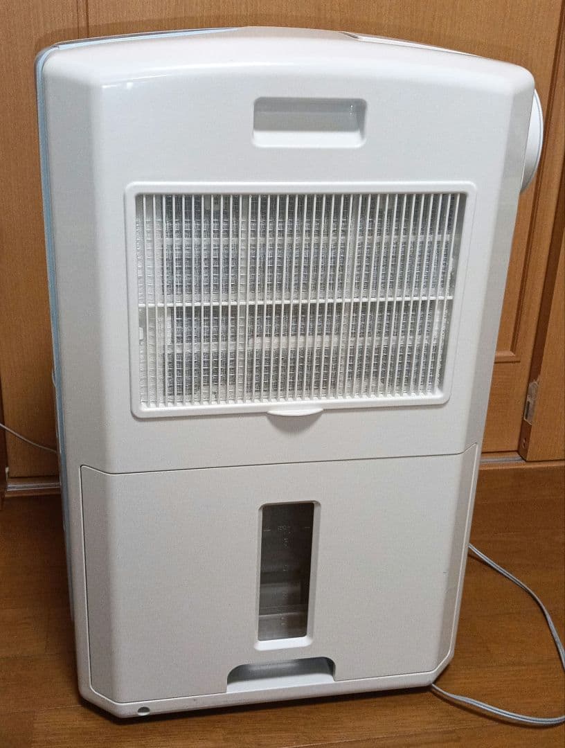 CORONA　スポットクーラー付き衣類乾燥除湿機。 2022年製。