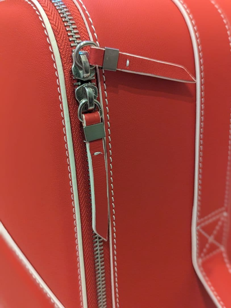 非売品　フェラーリ488gtb スーツケース　キャリケース