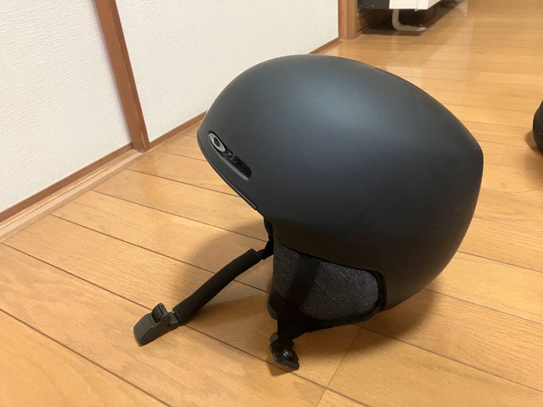 Oakley スケートボードヘルメット マットブラック