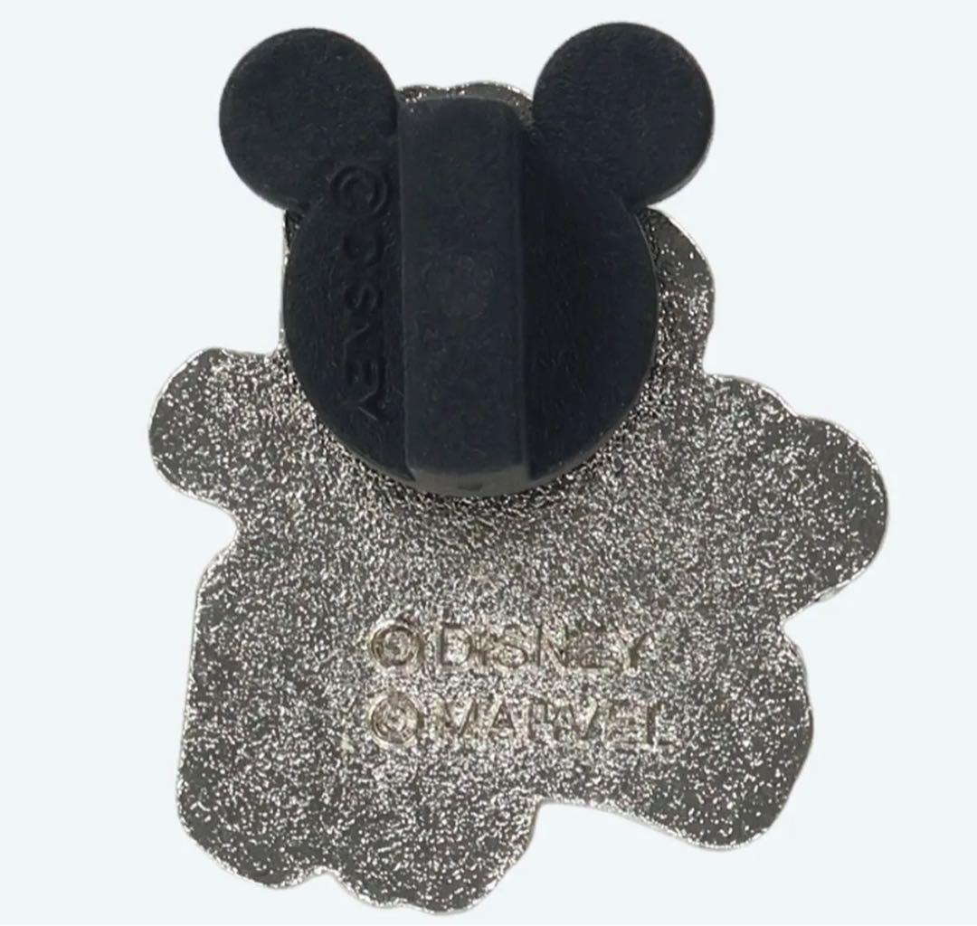 ディズニー　ピンバッジ イッツ・ア・スモールワールド with グルート