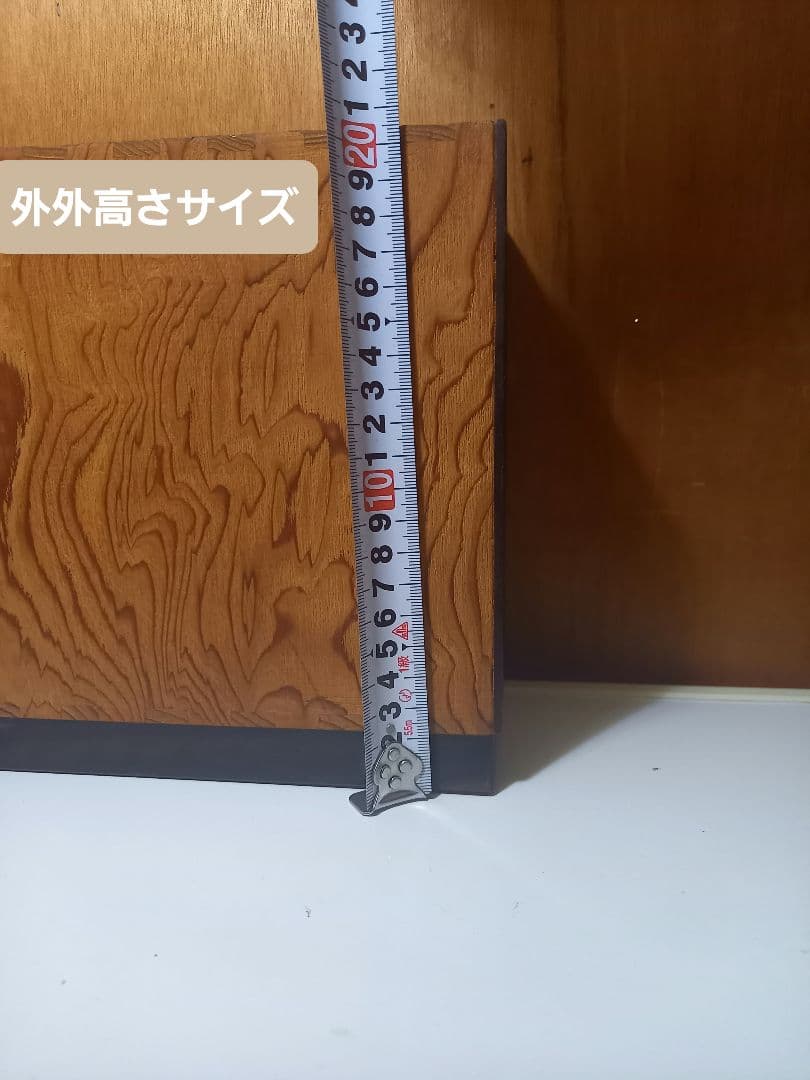 屋久杉と黒檀で作られた※メジロ用箱