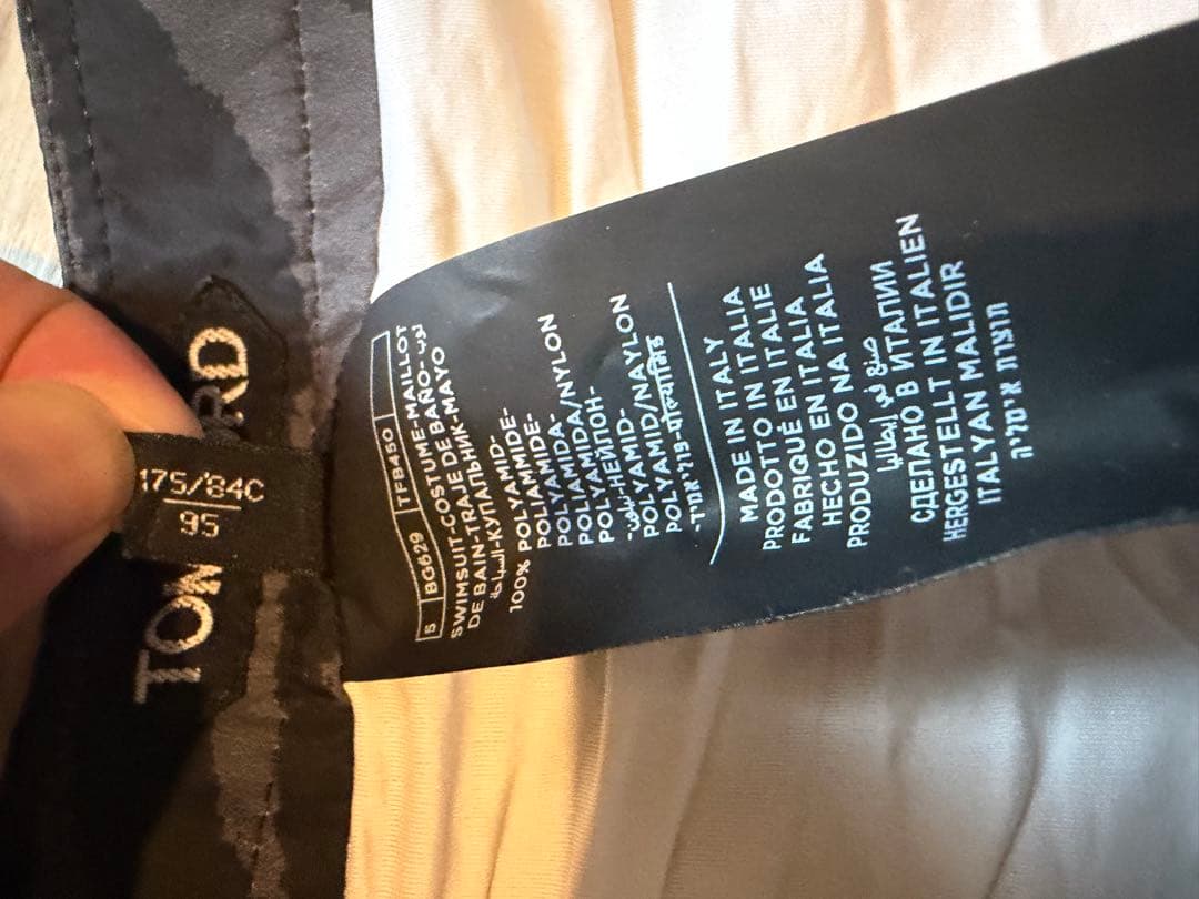 美品　TOM FORD 水着　メンズ　一度だけ着用　イタリア製