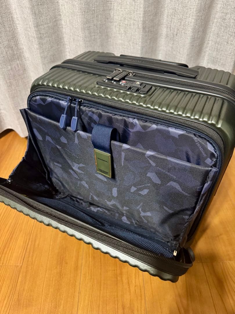 イノベーター　スーツケース　INV20 Olive Drab 33L Cabin