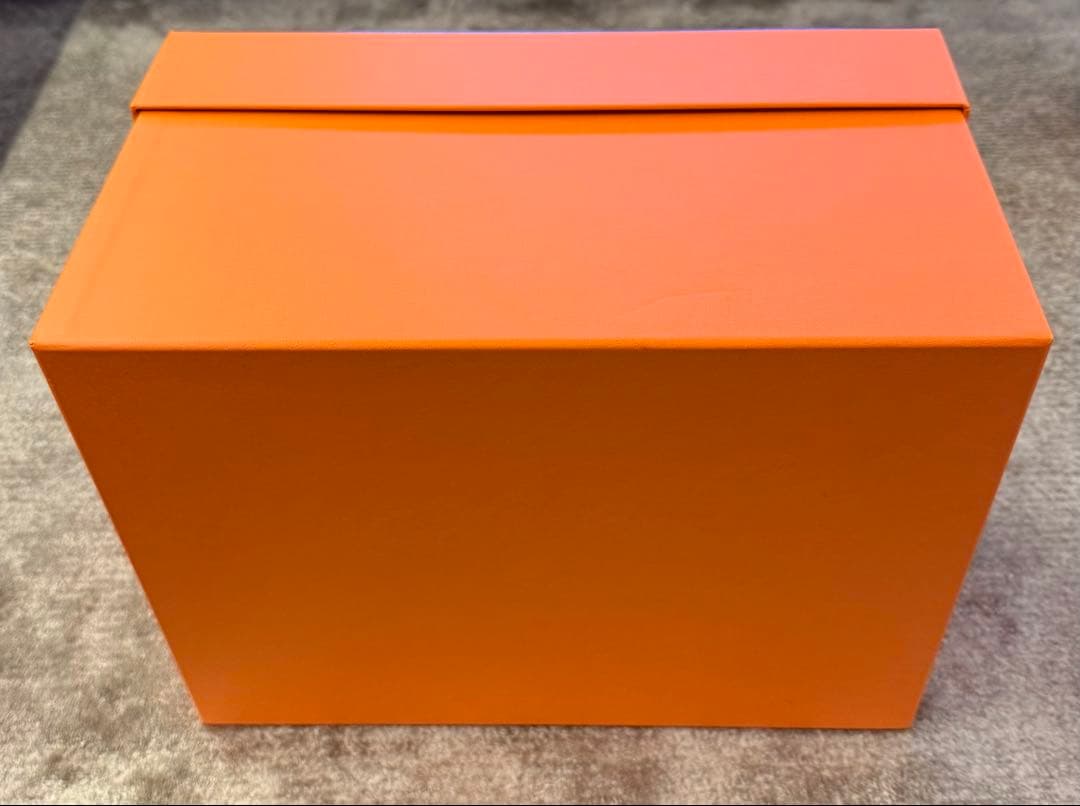 HERMES【空箱】金具カバー有✨