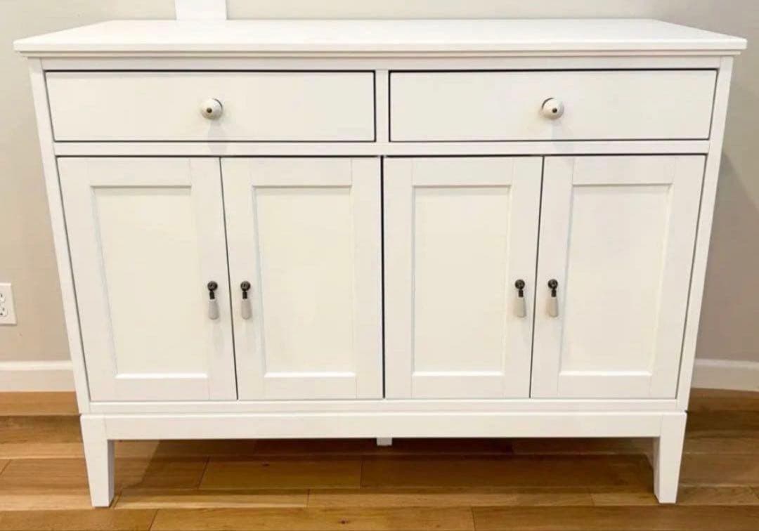 IKEA IDANAS イダネス　サイドボード　コンソール キャビネット　白