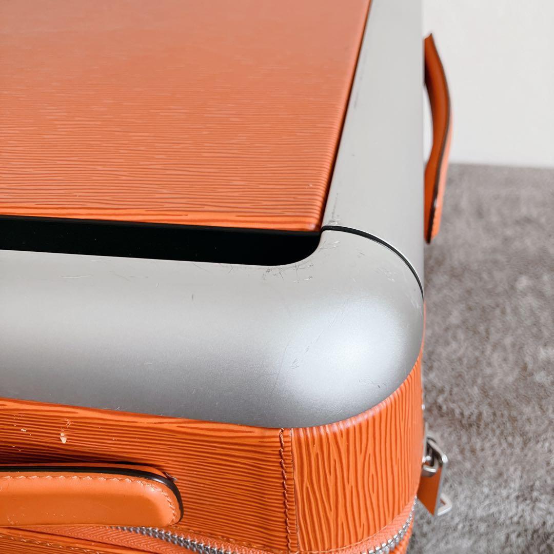 ゆうやけ　LOUIS VUITTON ルイヴィトン　エピ　55 スーツ